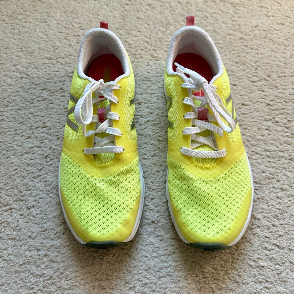 New Balance Sneakers - Picture 2 of 8